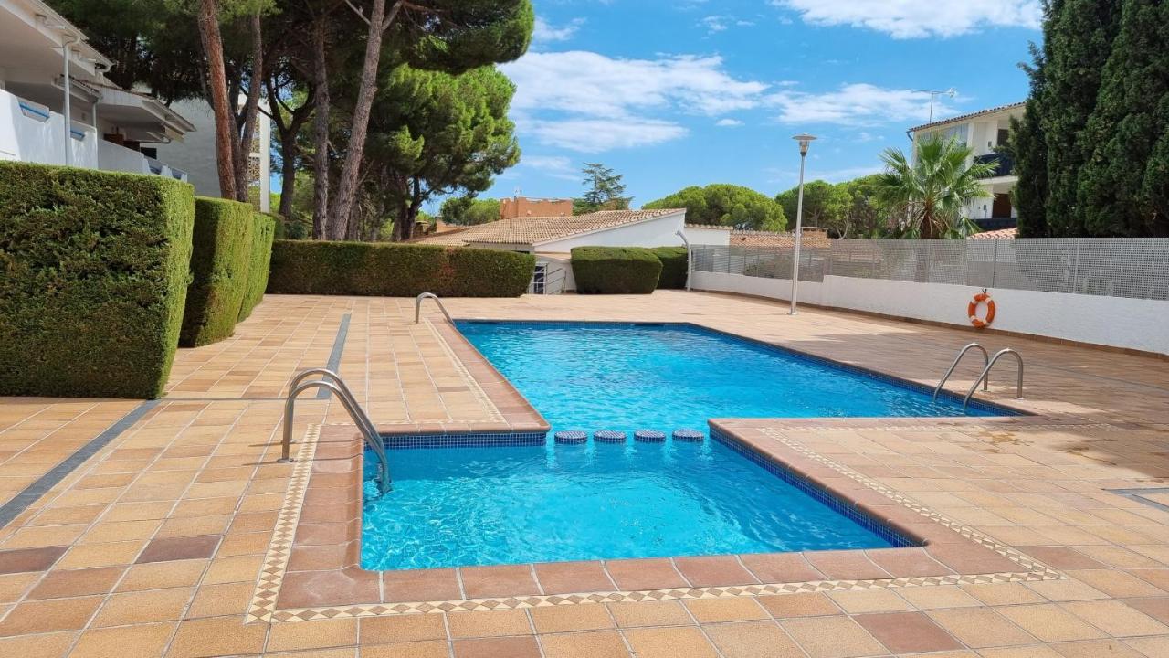 Apartamento Familiar Con Piscina Y Wifi L' Escala Εξωτερικό φωτογραφία